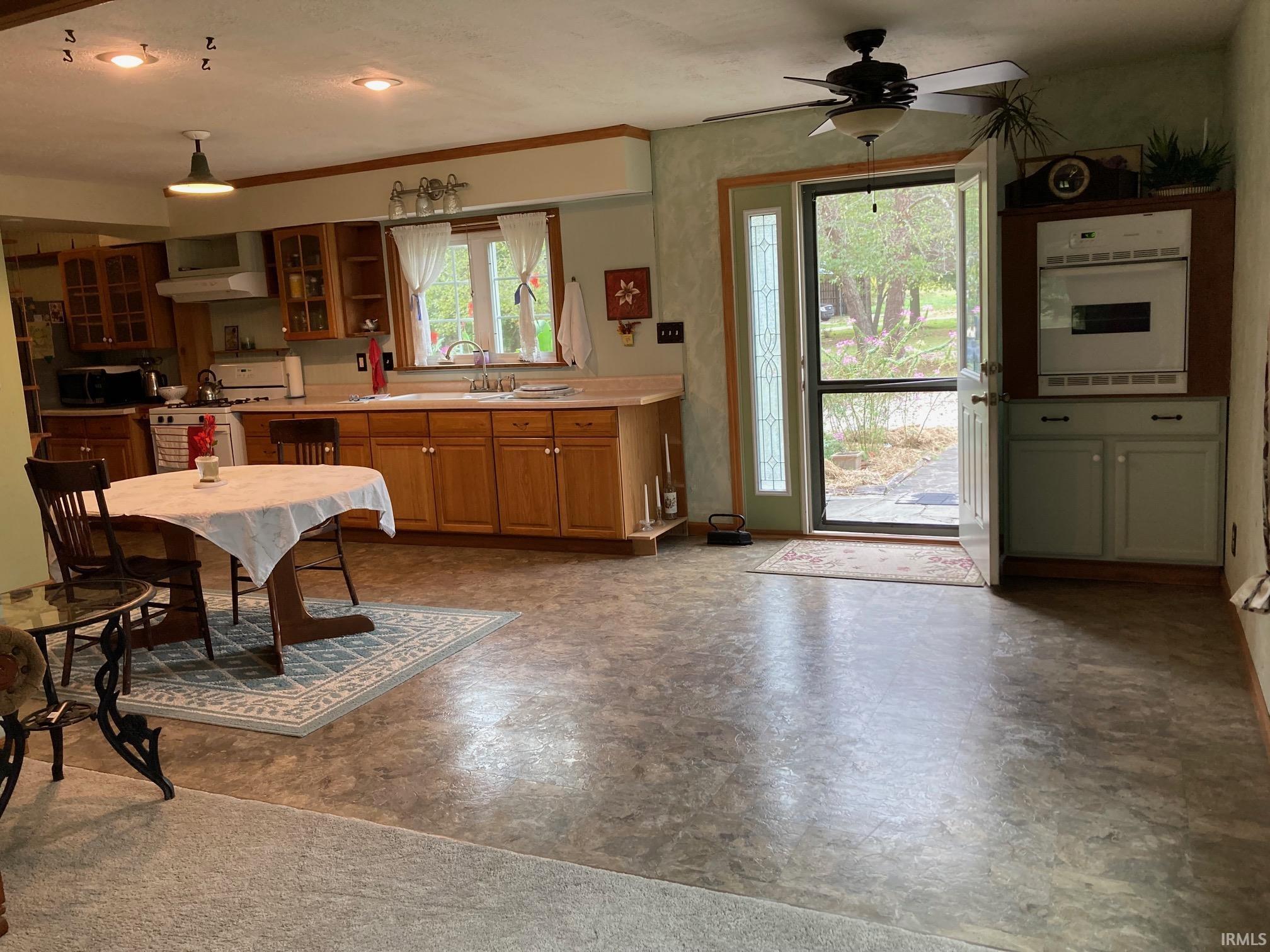 8920 North Bottom Road Ellettsville, IN 47429 - Photo 2 of 34