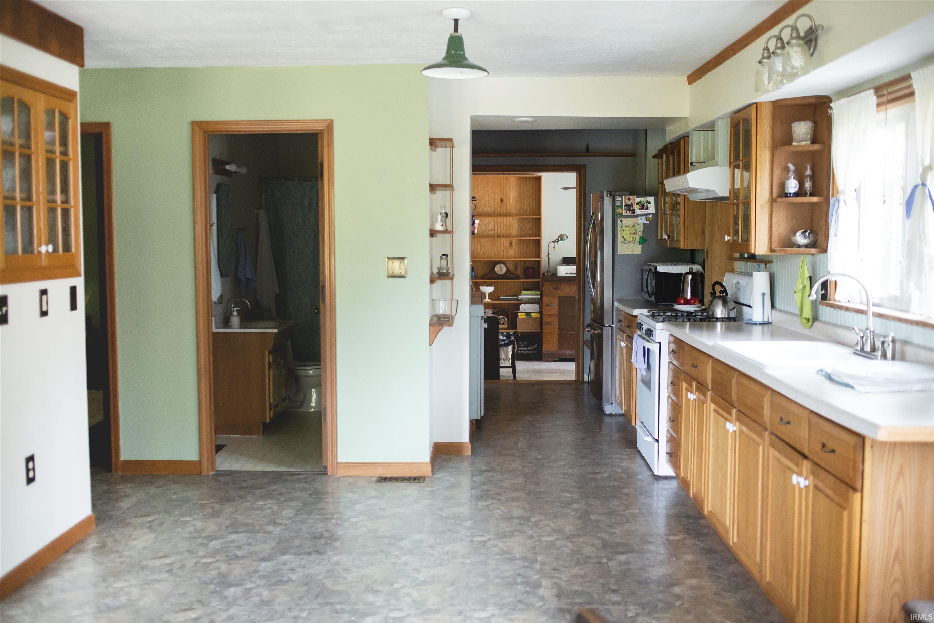 8920 North Bottom Road Ellettsville, IN 47429 - Photo 4 of 34