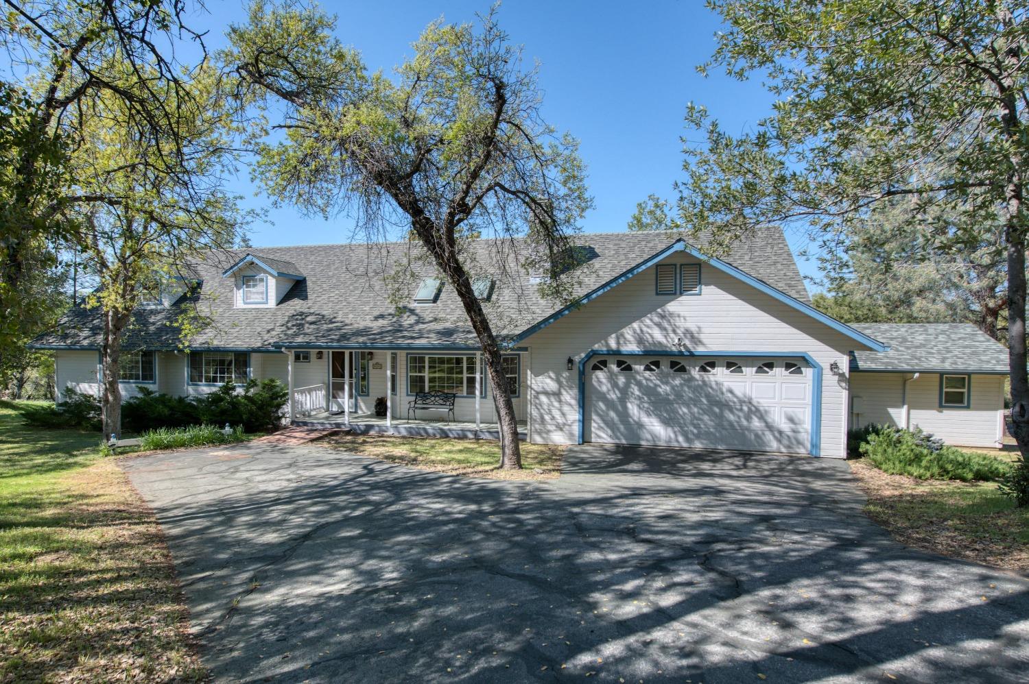 41041 Jean Road West Oakhurst, CA 93644 - Photo 3 of 84 Gallery Image 3