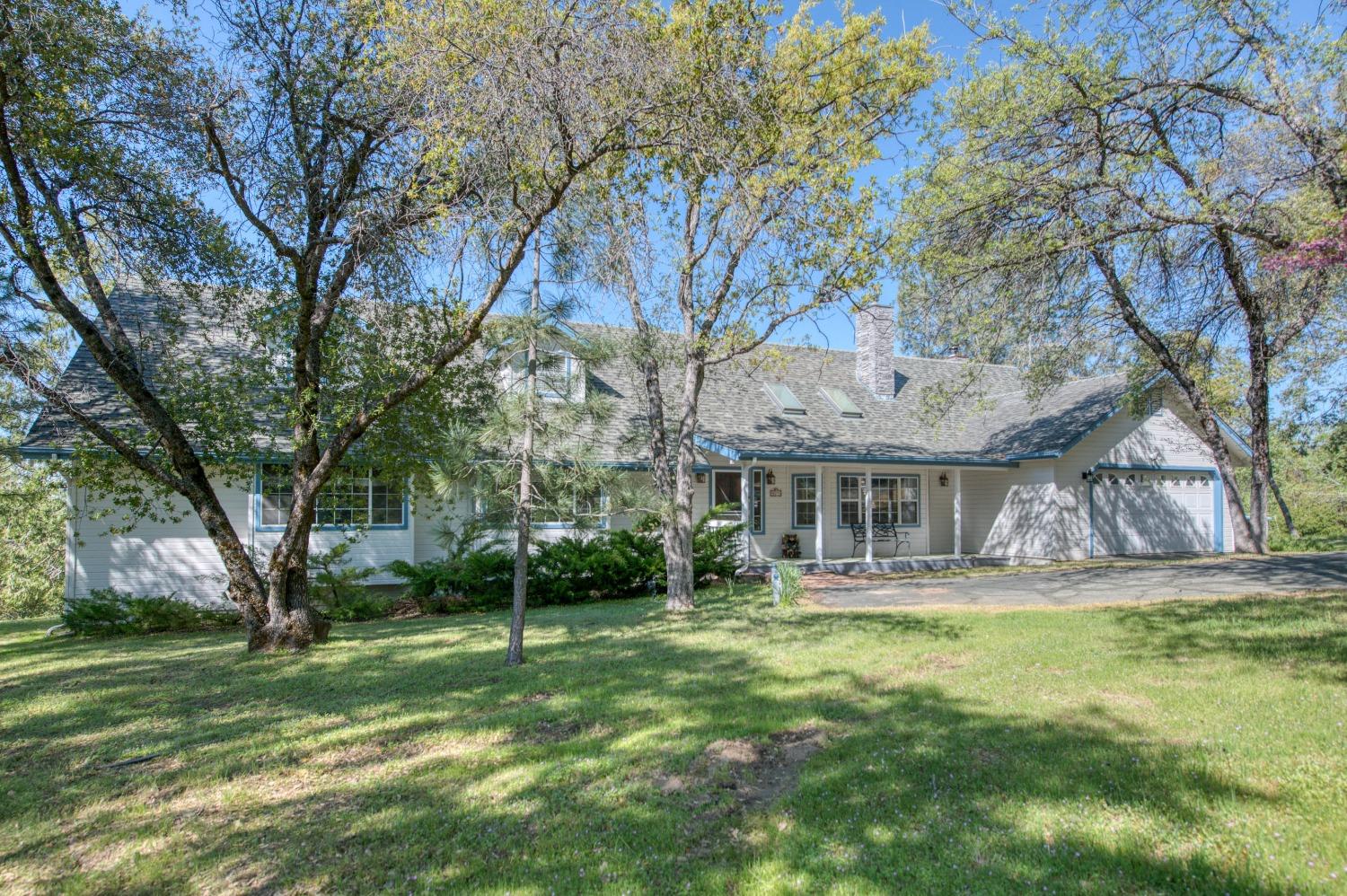 41041 Jean Road West Oakhurst, CA 93644 - Photo 4 of 84 Gallery Image 4