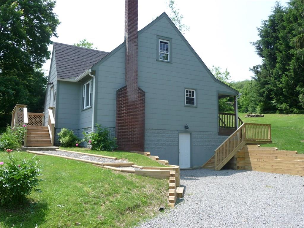 3252 Conway Wallrose Road Baden, PA 15005 - Photo 2 of 21 Gallery Image 2