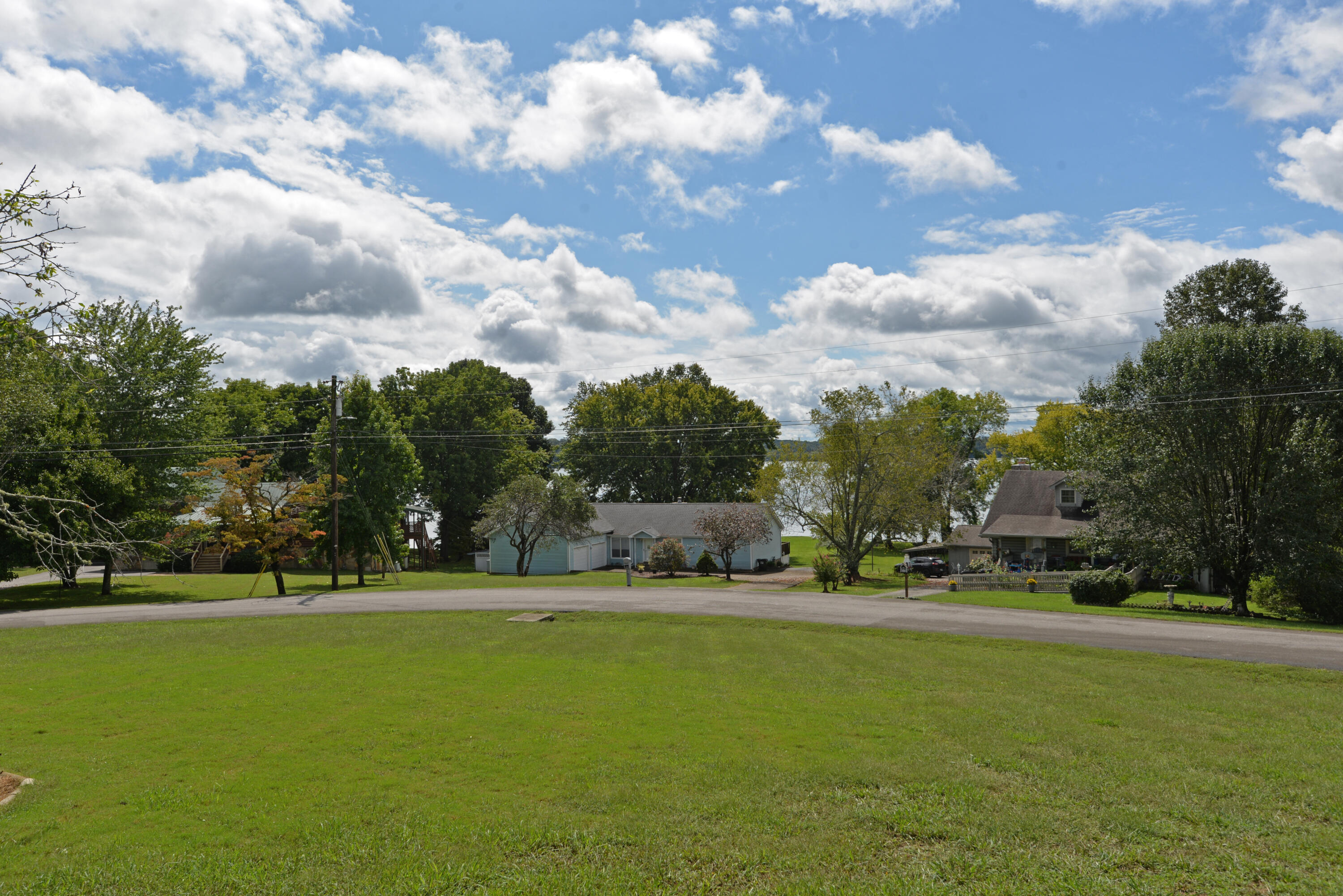 2157 South Shore Acres Road Soddy Daisy, TN 37379 - Photo 2 of 37 Distant water view