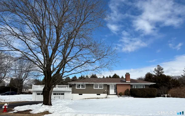 $364,900 | 233 Conrad Street, Naugatuck, CT 06770