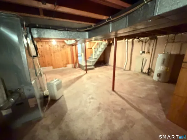 $354,900 | 233 Conrad Street, Naugatuck, CT 06770