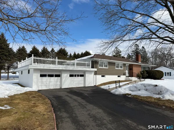 $354,900 | 233 Conrad Street, Naugatuck, CT 06770