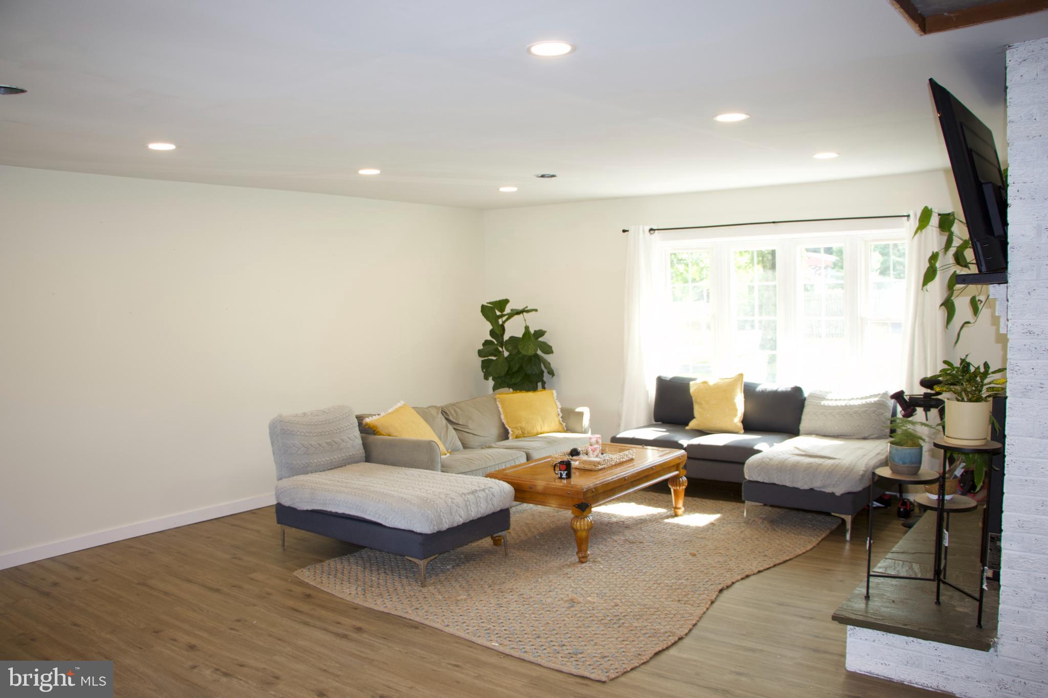 7120 Linganore Road Frederick, MD 21701 - Photo 12 of 26 Family roon