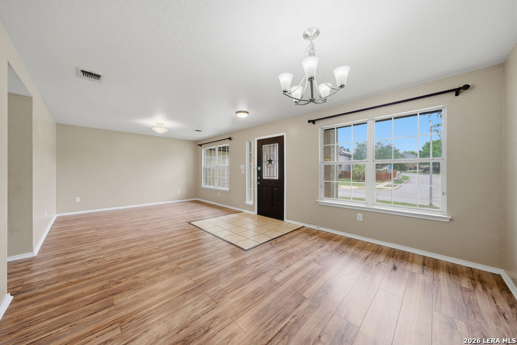 157 Springtree Parkway Cibolo, TX 78108 - Photo 6 of 25