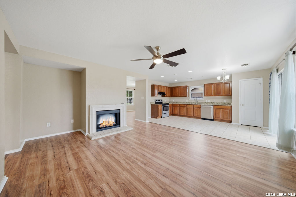157 Springtree Parkway Cibolo, TX 78108 - Photo 8 of 25