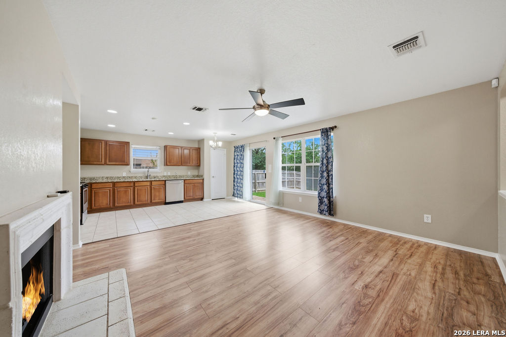 157 Springtree Parkway Cibolo, TX 78108 - Photo 9 of 25