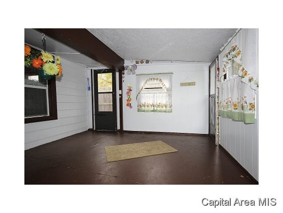 3313 South 5th Street Springfield, IL 62703 - Photo 3 of 24