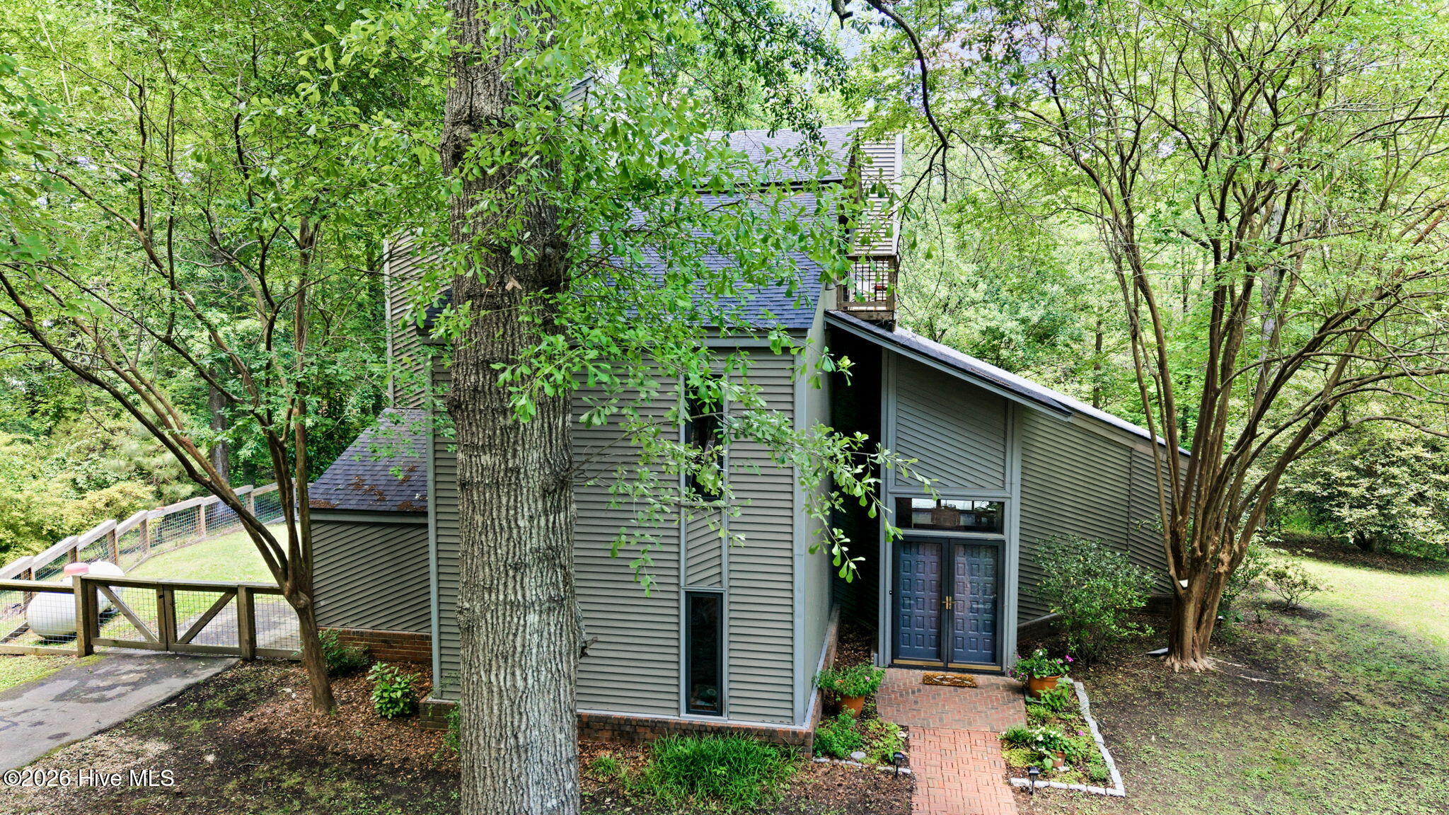 127 Hampton Drive Washington, NC 27889 - Photo 1 of 78 3-web-or-mls-3-print-DJI_20260508133238_