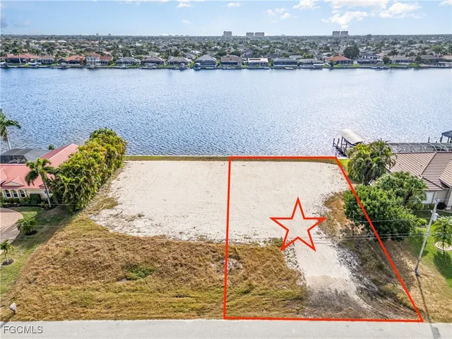$649,900 | 1132 Southwest 43rd Street, Cape Coral, FL 33914