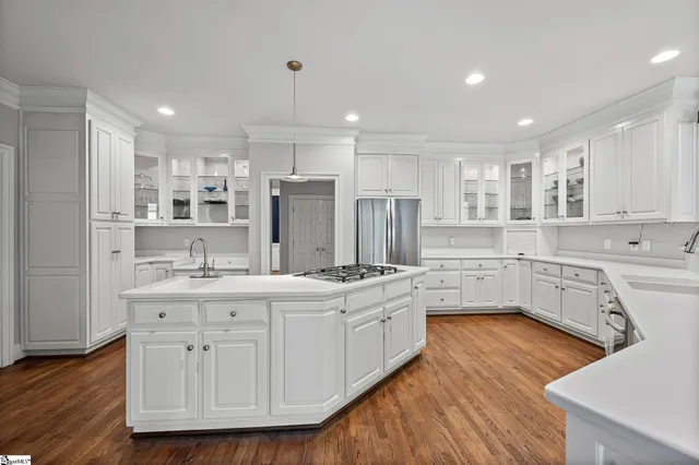 $2,395,000 | 25 Club Forest Lane, Greenville, SC 29605