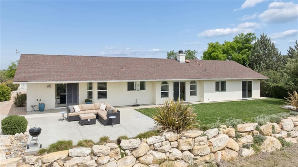 5565 High Ridge Road Paso Robles, CA 93446 - Photo 53 of 73 a view of a house with yard and sitting area
