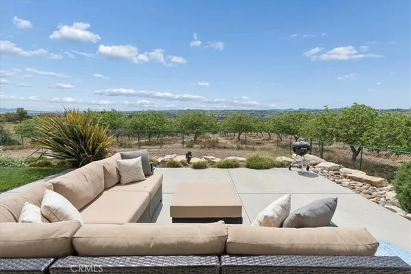 $1,839,000 | 5565 High Ridge Road, Paso Robles, CA 93446