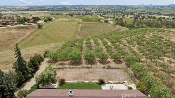$1,839,000 | 5565 High Ridge Road, Paso Robles, CA 93446