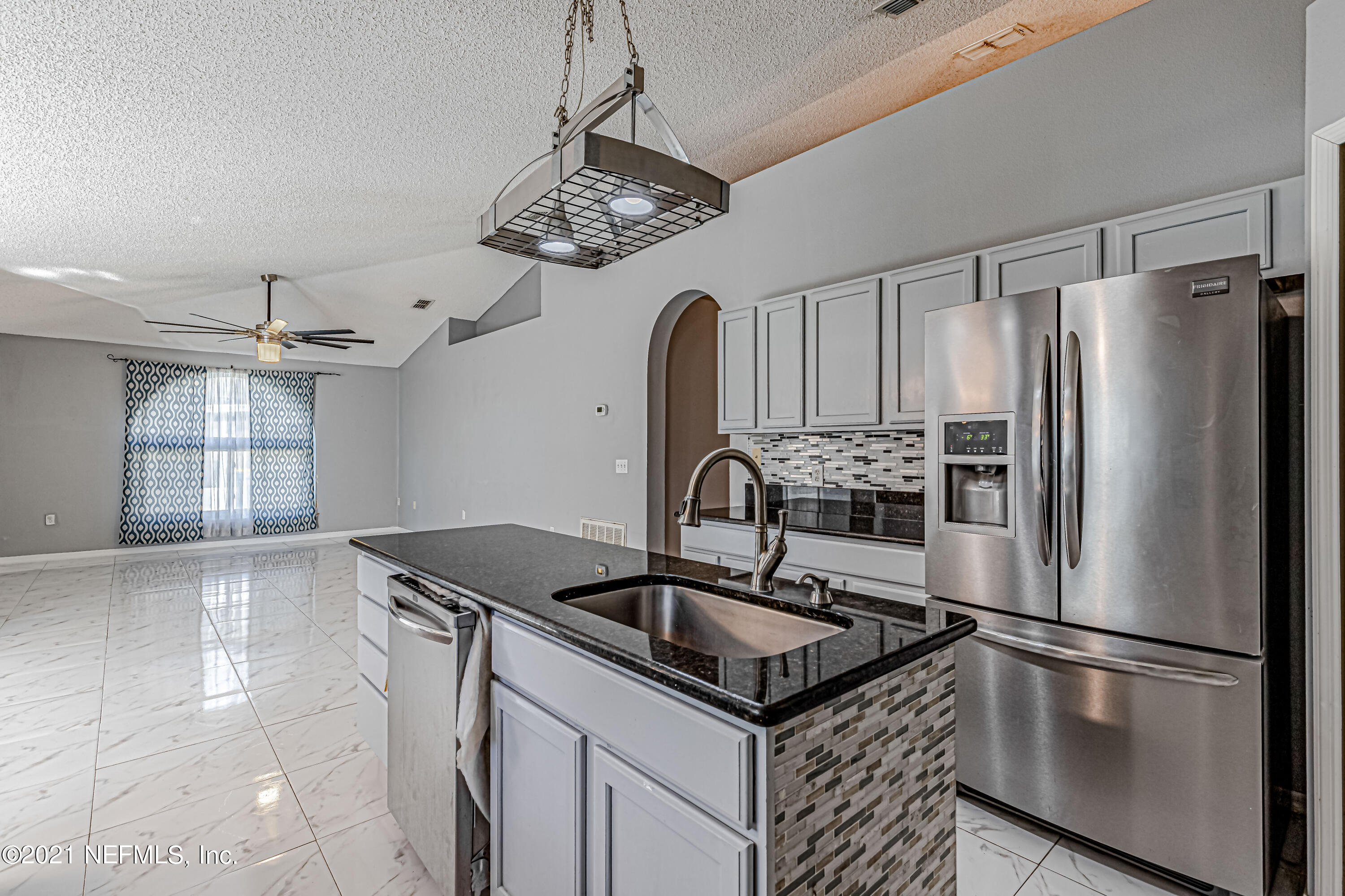 12308 Hickory Forest Road Jacksonville, FL 32226 - Photo 20 of 42 20-Kitchen
