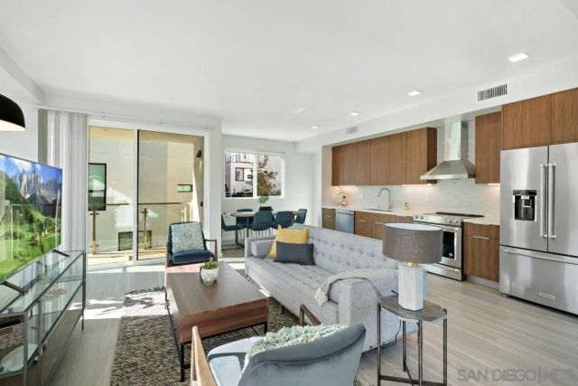 $919,000 | 2891 B Street, San Diego, CA 92102