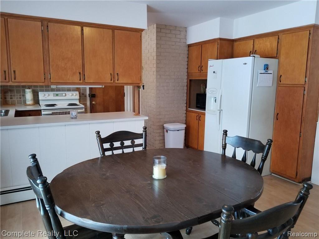 1400 South Genesee Road Burton, MI 48509 - Photo 12 of 33 20190218_145232.jpg