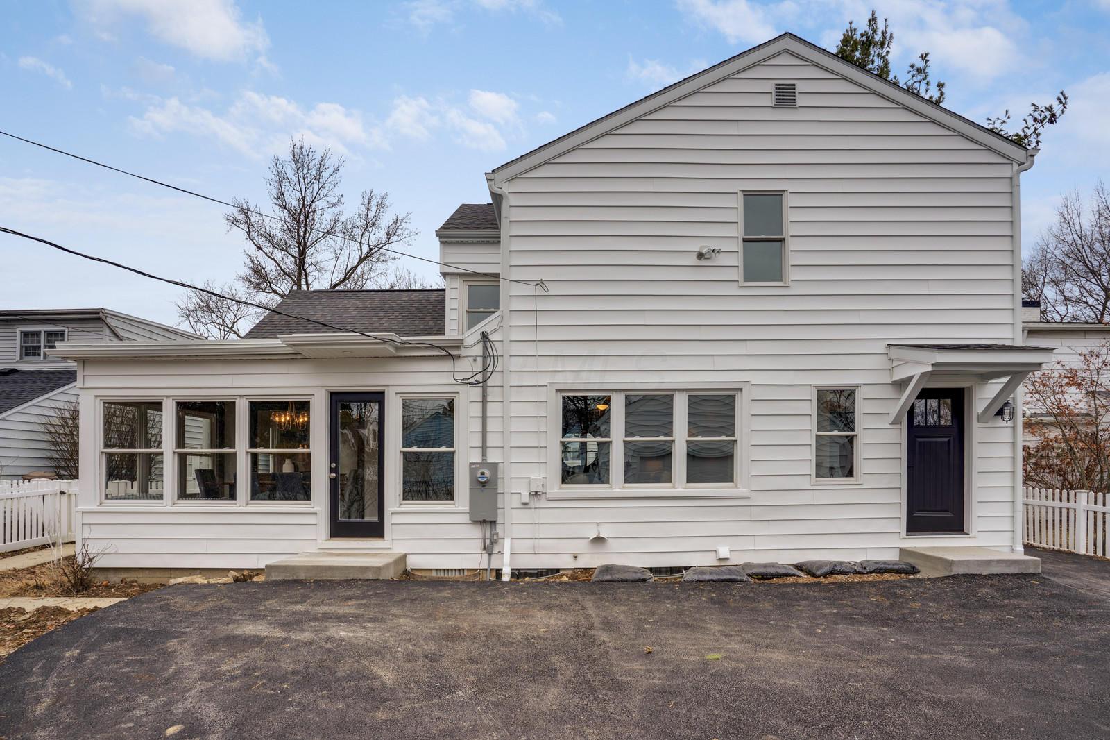 334 North Remington Road Columbus, OH 43209 - Photo 5 of 61