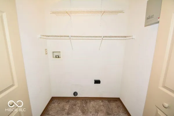 $1,900 | 10325 Liverpool Way, Indianapolis, IN 46236