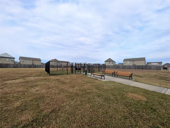 $2,480 | 2242 Cross Colony Drive, Dickinson, TX 77539