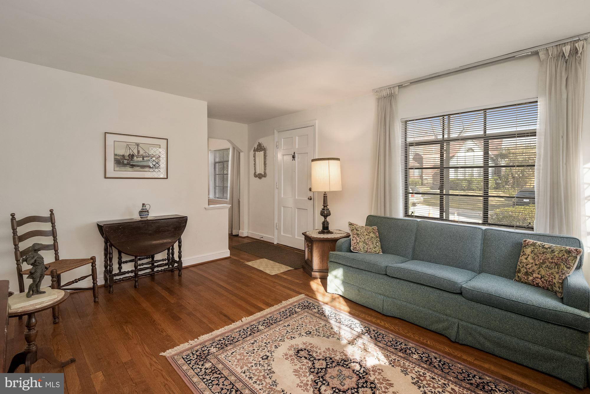 9500 Riley Road Silver Spring, MD 20910 - Photo 7 of 34