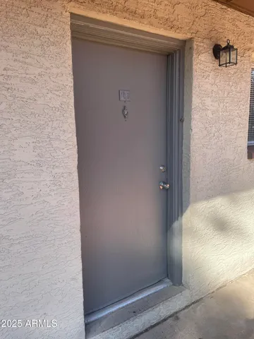 $999 | 2002 East Sweetwater Avenue, Unit 108, Phoenix, AZ 85022