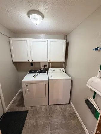 $208,000 | 419 West Main Street, Bowling Green, MO 63334