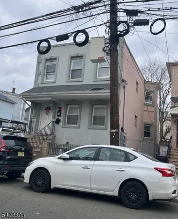 $2,500 | 58 Wright Street, Unit 2, Newark, NJ 07114