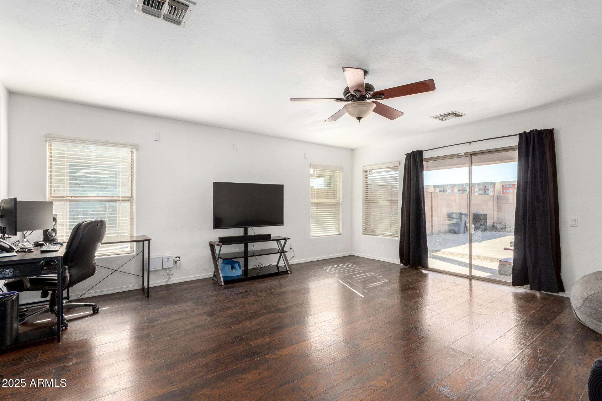 43871 West Cowpath Road Maricopa, AZ 85138 - Photo 5 of 30 10 - Cowpath