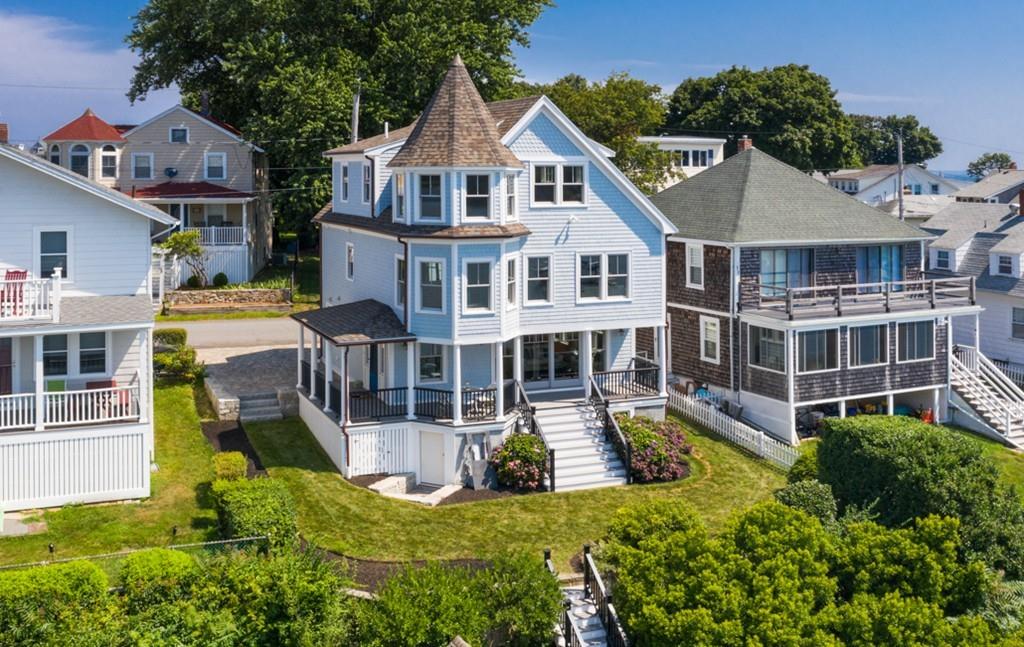 67 Hampton Circle Hull, MA 02045 - Photo 3 of 38 front view of a house with a yard