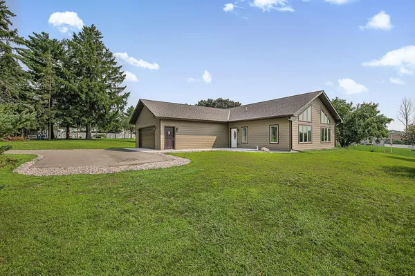 $475,900 | 1000 10th Avenue Northeast, Sauk Rapids, MN 56379