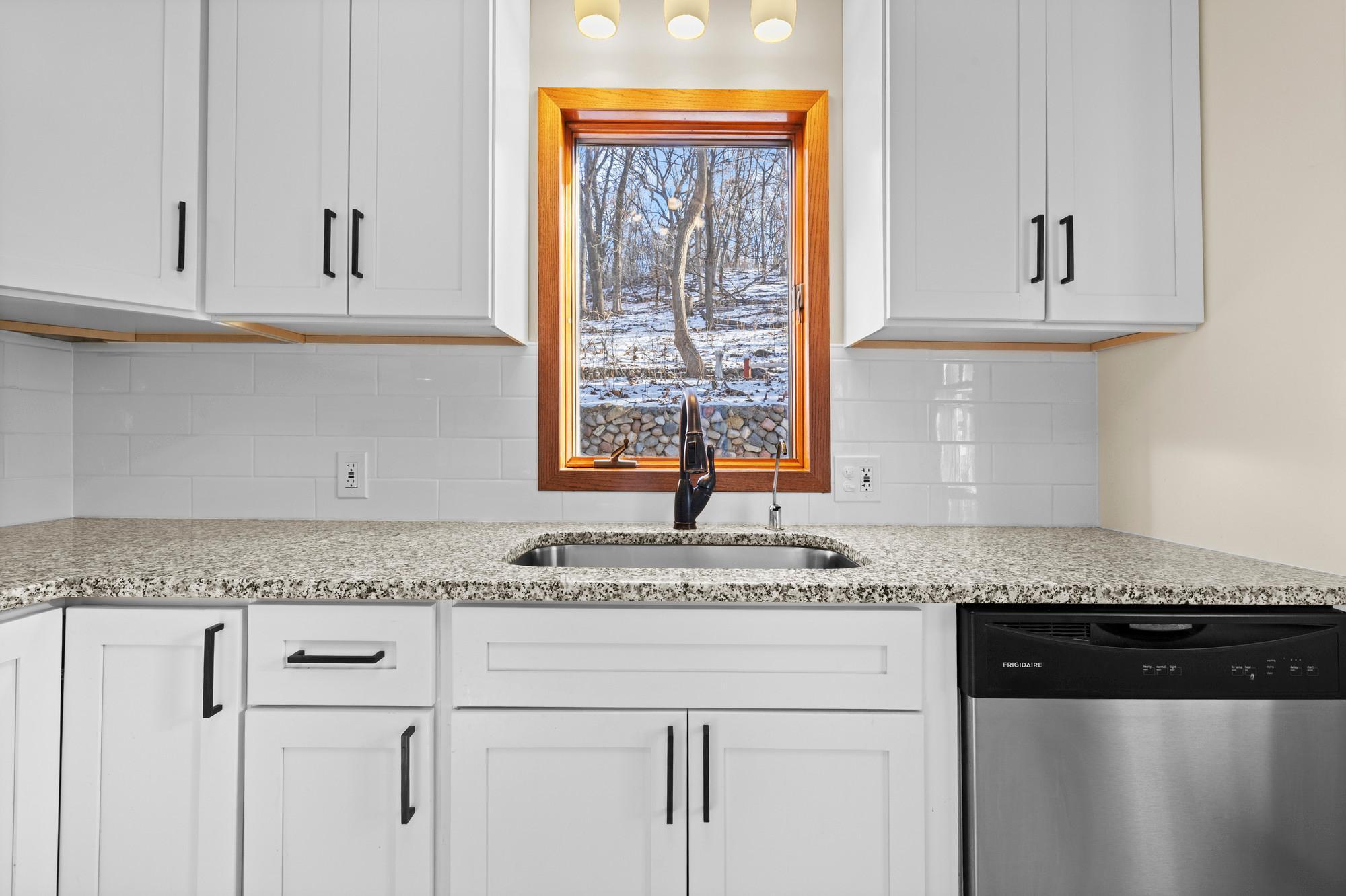 700 Point Douglas Road South St. Paul, MN 55119 - Photo 16 of 46