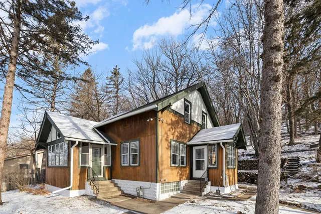 $345,000 | 700 Point Douglas Road South, St. Paul, MN 55119