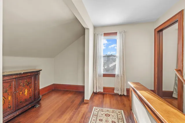 $345,000 | 700 Point Douglas Road South, St. Paul, MN 55119