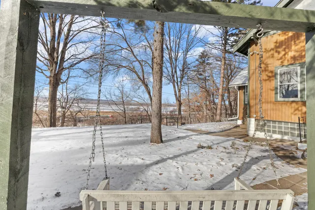 $345,000 | 700 Point Douglas Road South, St. Paul, MN 55119