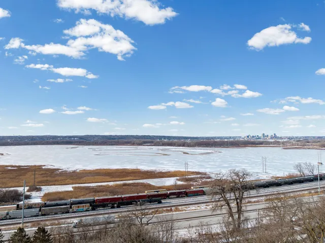 $345,000 | 700 Point Douglas Road South, St. Paul, MN 55119