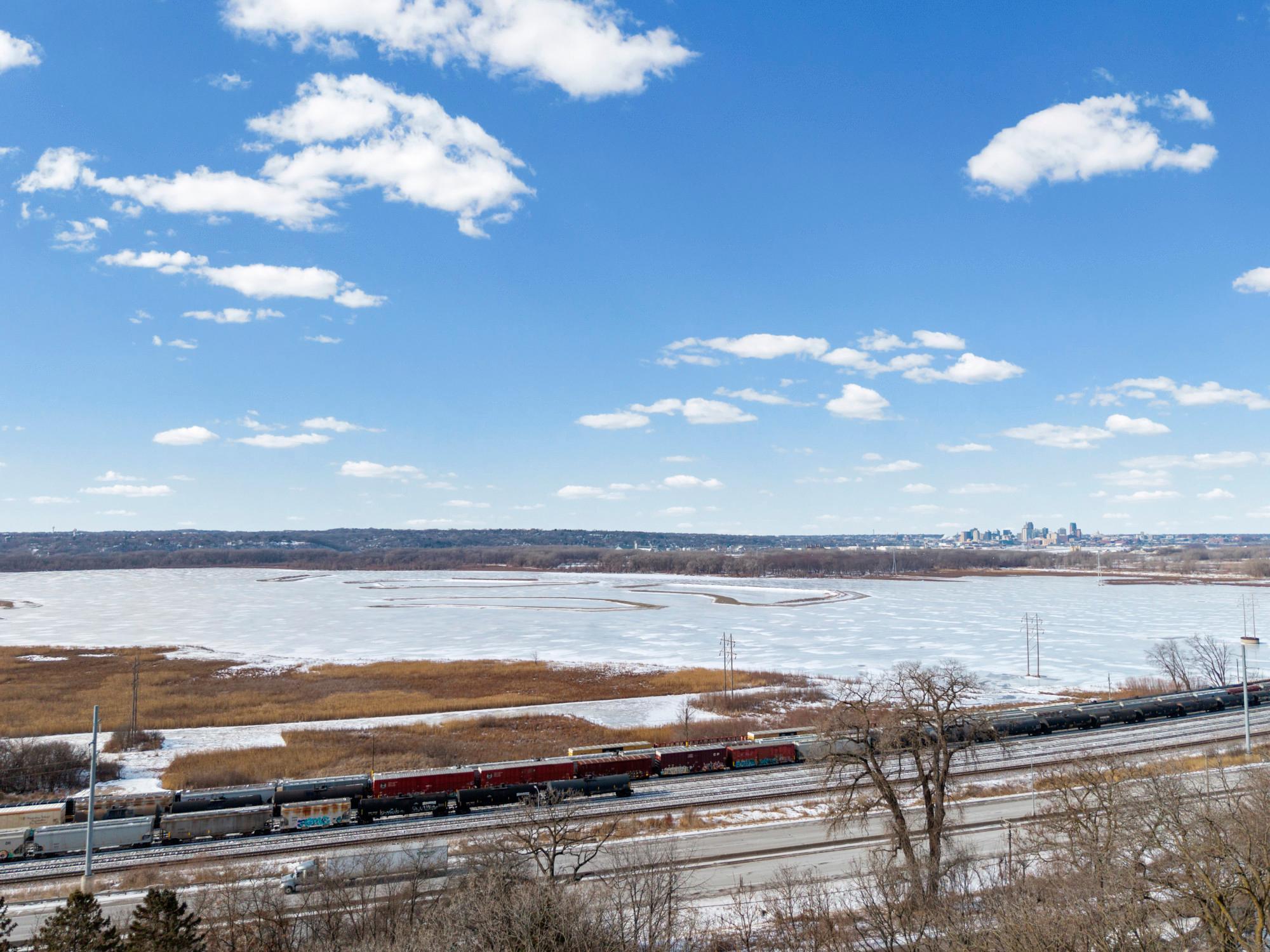 700 Point Douglas Road South St. Paul, MN 55119 - Photo 5 of 46