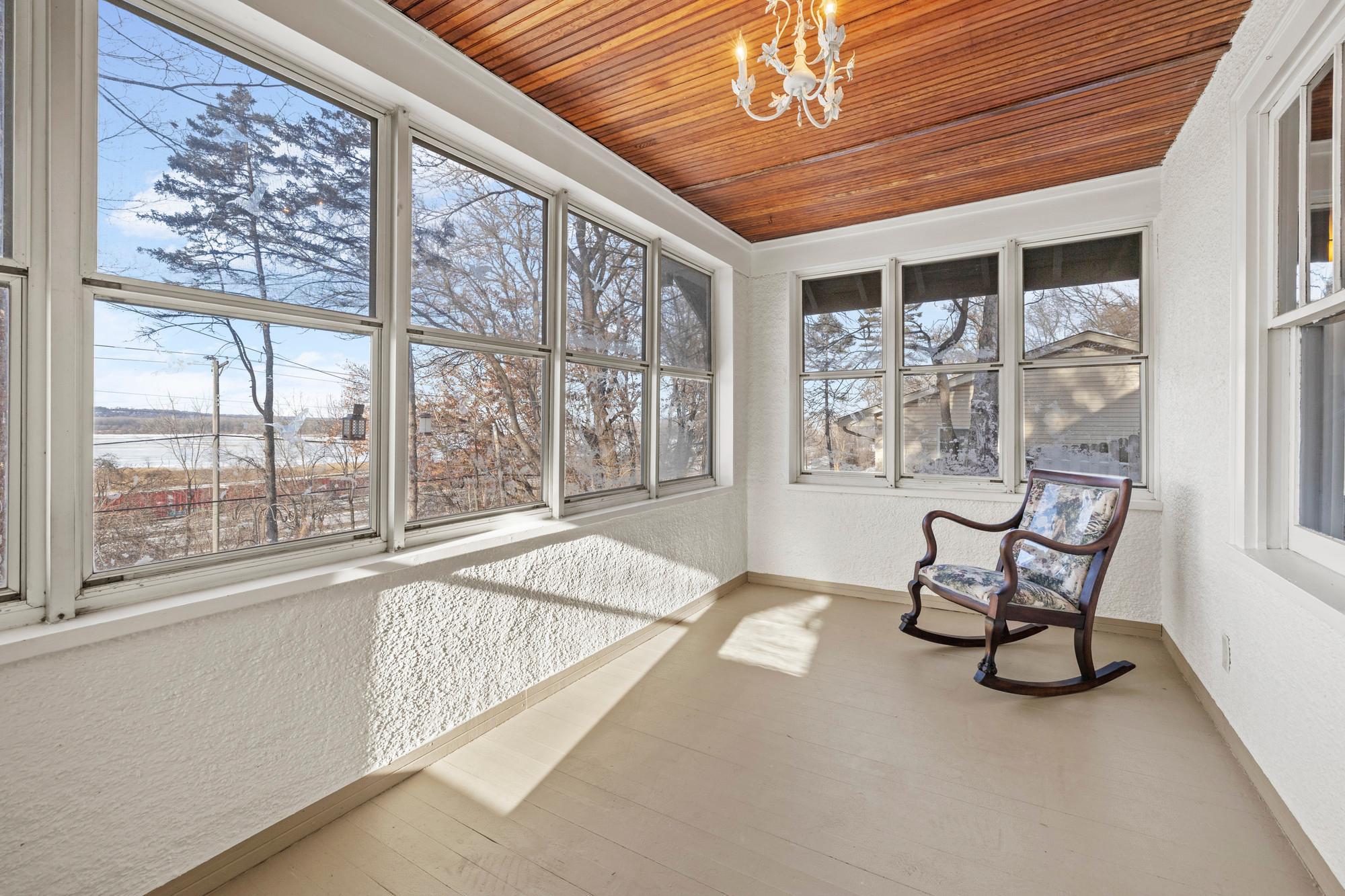 700 Point Douglas Road South St. Paul, MN 55119 - Photo 6 of 46