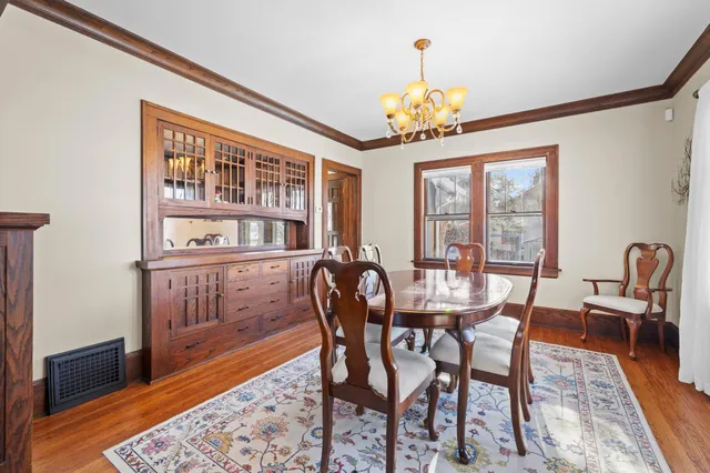 $345,000 | 700 Point Douglas Road South, St. Paul, MN 55119