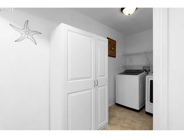 $670,000 | 860 Northeast Ventura Street, Roseburg, OR 97470