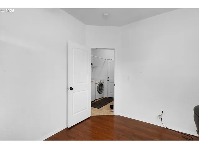 $670,000 | 860 Northeast Ventura Street, Roseburg, OR 97470