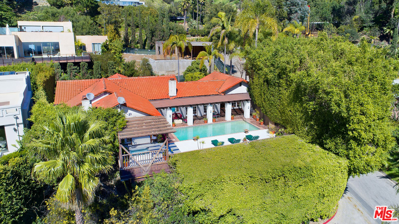 1707 Rising Glen Road Los Angeles, CA 90069 - Photo 28 of 33