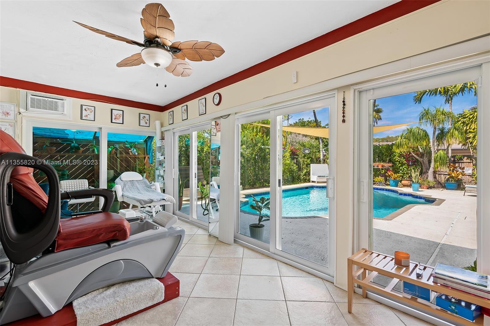 3731 Thomas Street Hollywood, FL 33021 - Photo 11 of 21 a living room with furniture