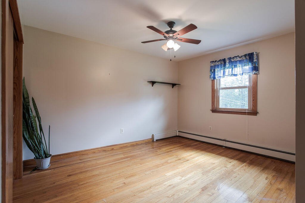 34 Norton Road Kittery, ME 03904 - Photo 16 of 41 34 Norton Road