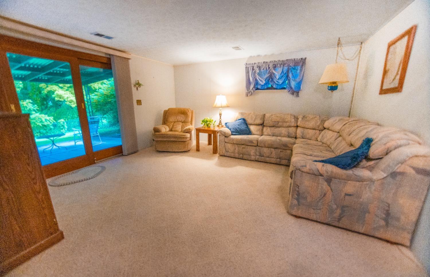 9876 Shellbark Lane Cincinnati, OH 45231 - Photo 26 of 31