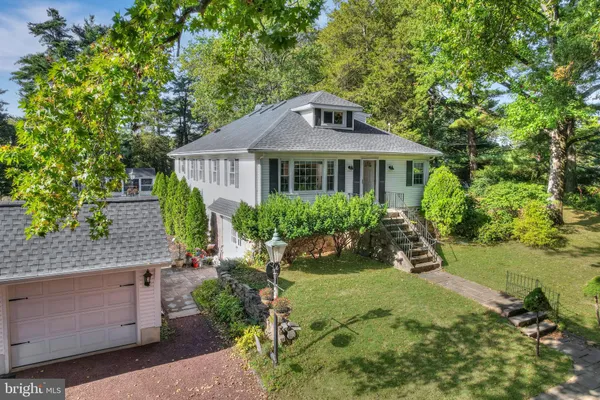 $1,050,000 | 713 Ardsley Court, Yardley, PA 19067