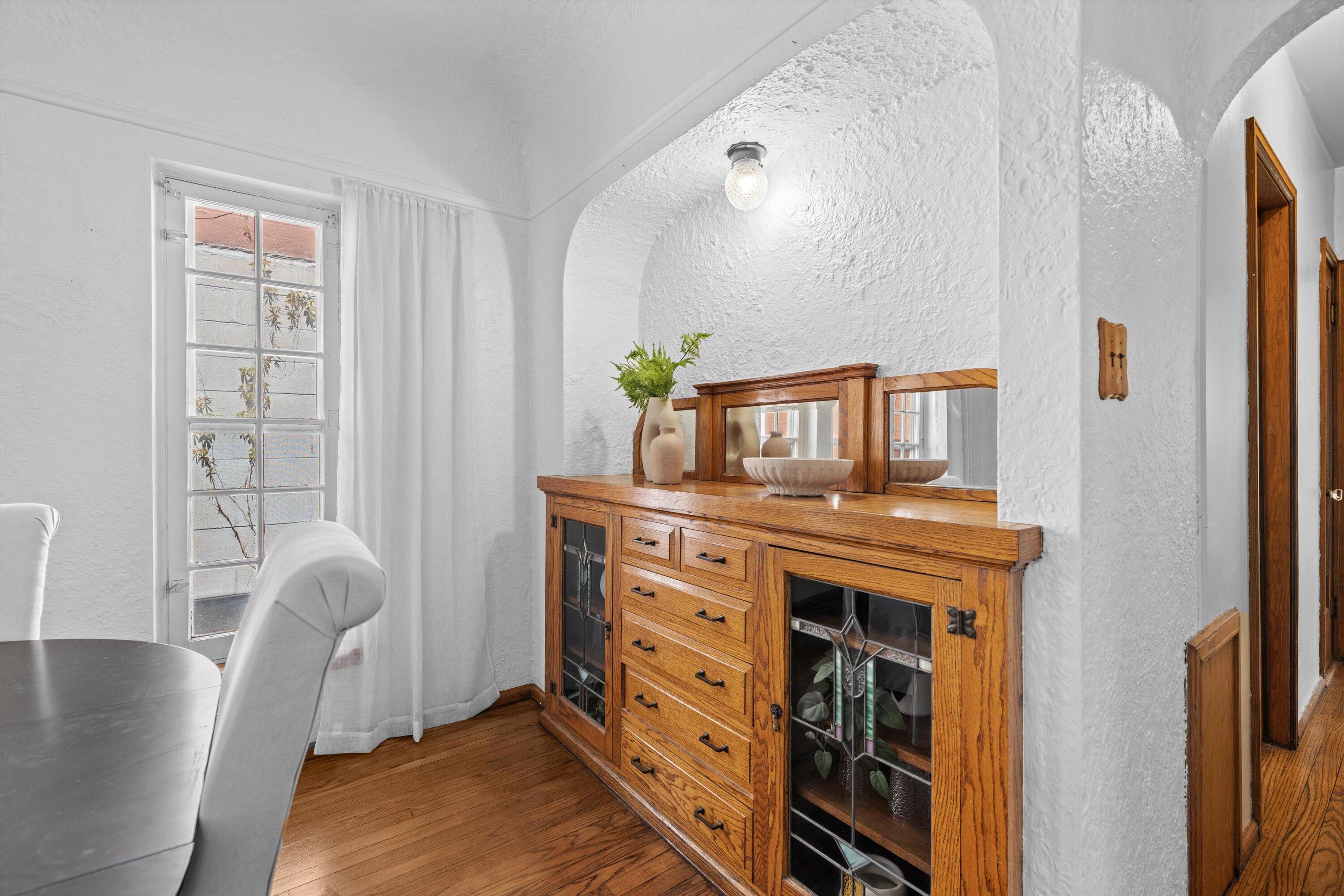 3058 North 74th Street Milwaukee, WI 53210 - Photo 5 of 24 Dinning Room