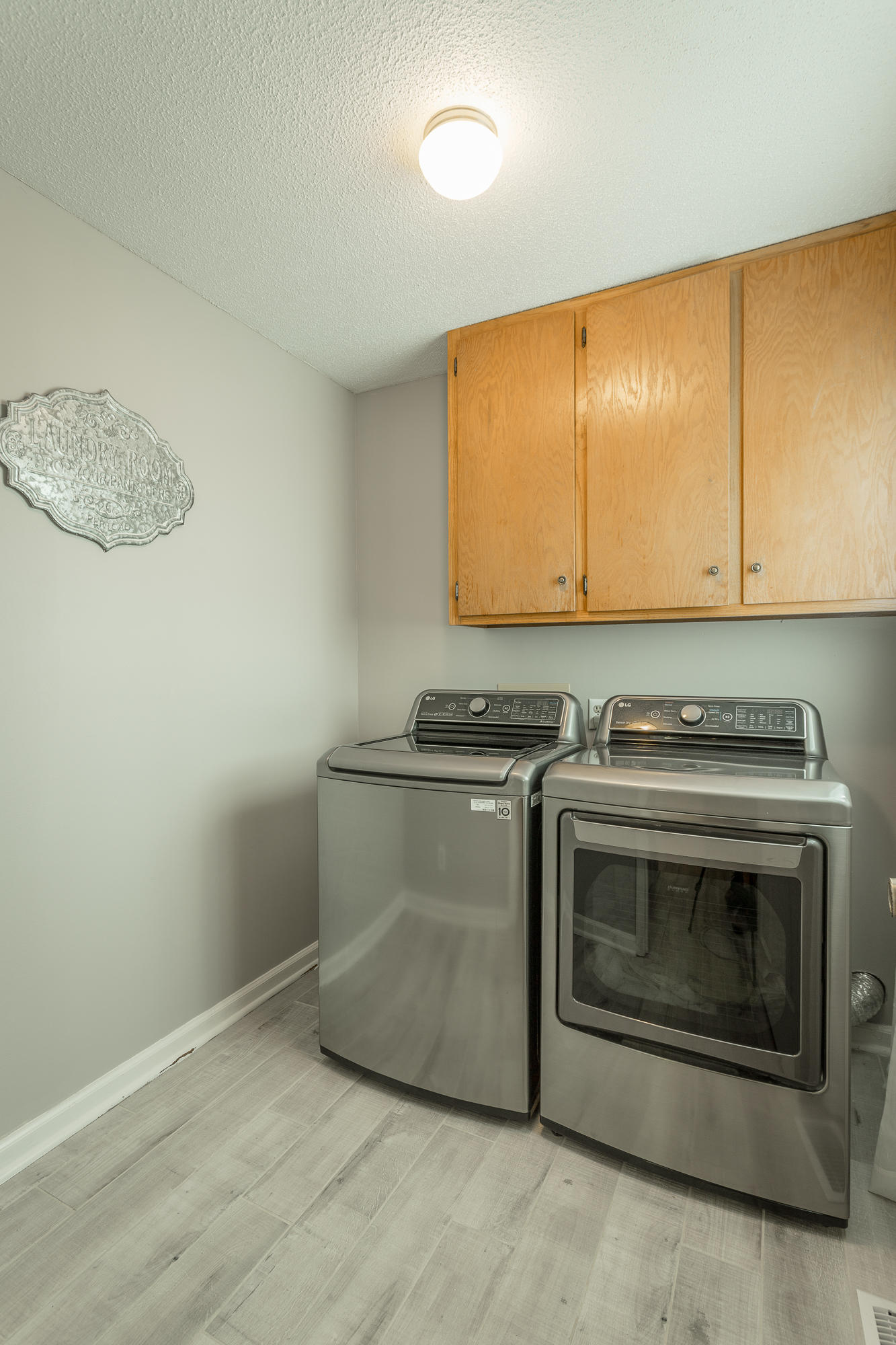 138 Potts Road Ringgold, GA 30736 - Photo 17 of 46 Laundry Room